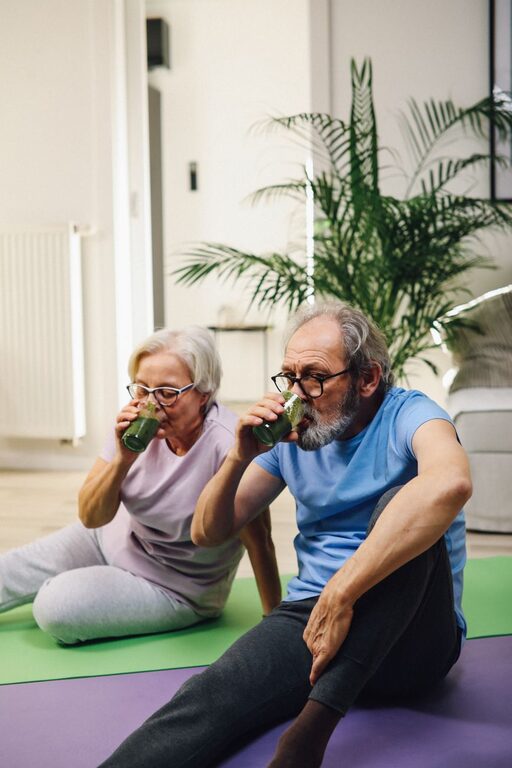 La importancia de la alimentación equilibrada en la madurez para una vida saludable